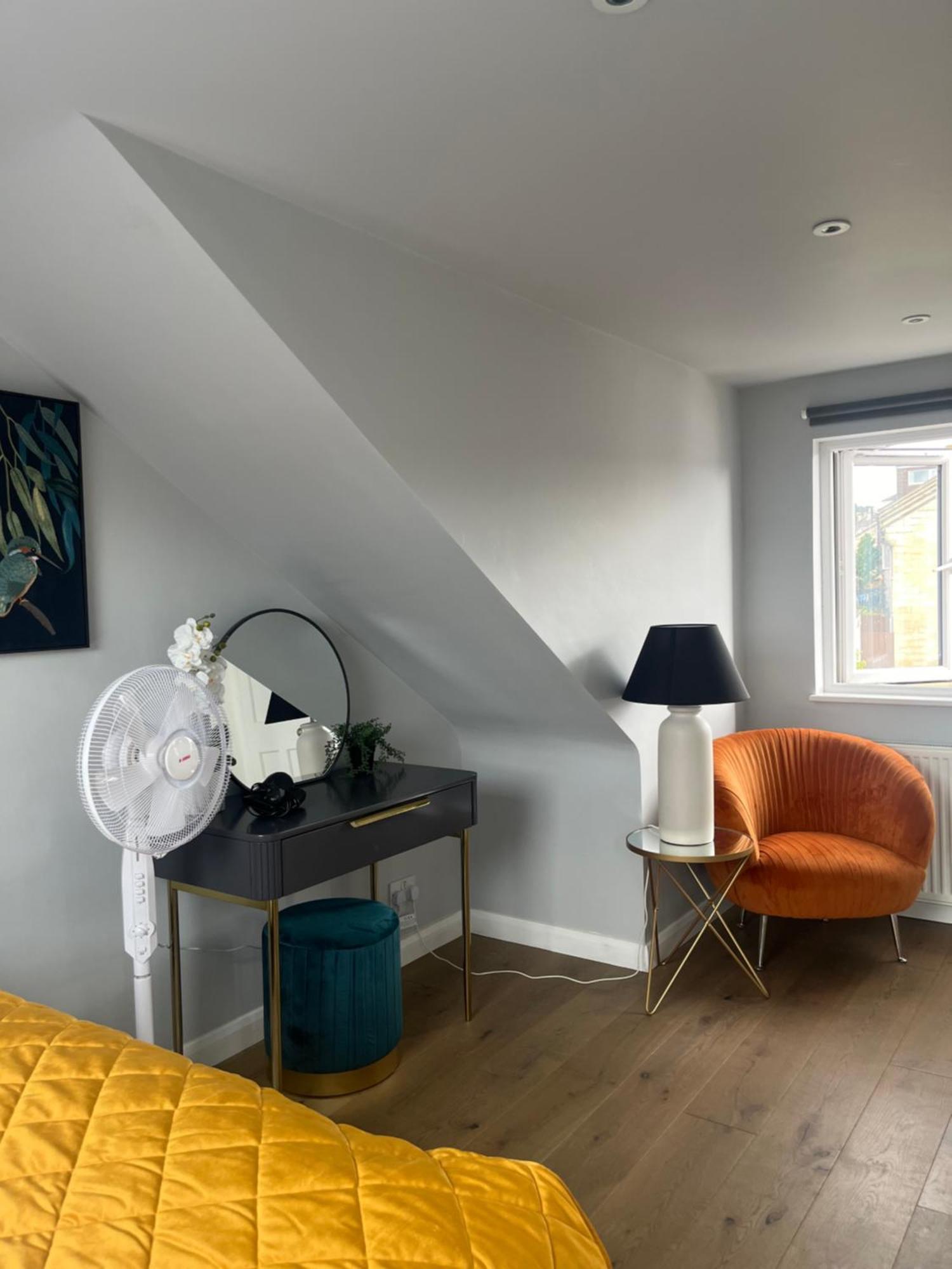 Spacious And Stylish Home Bath Exteriör bild